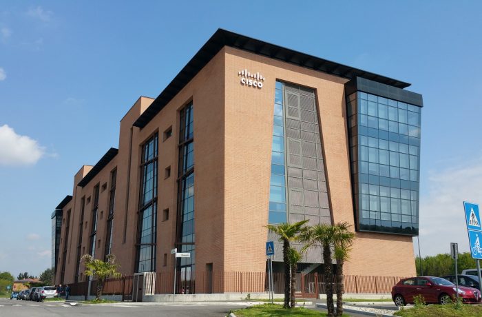 Cisco-photonics